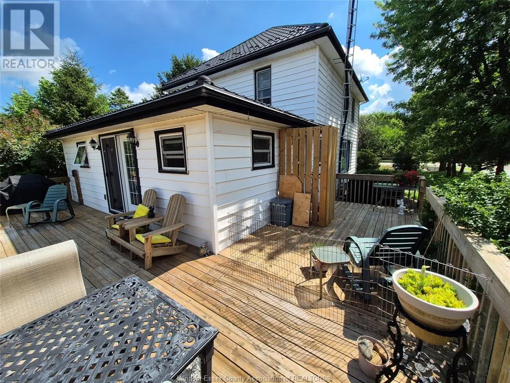 3825 Comber Sideroad