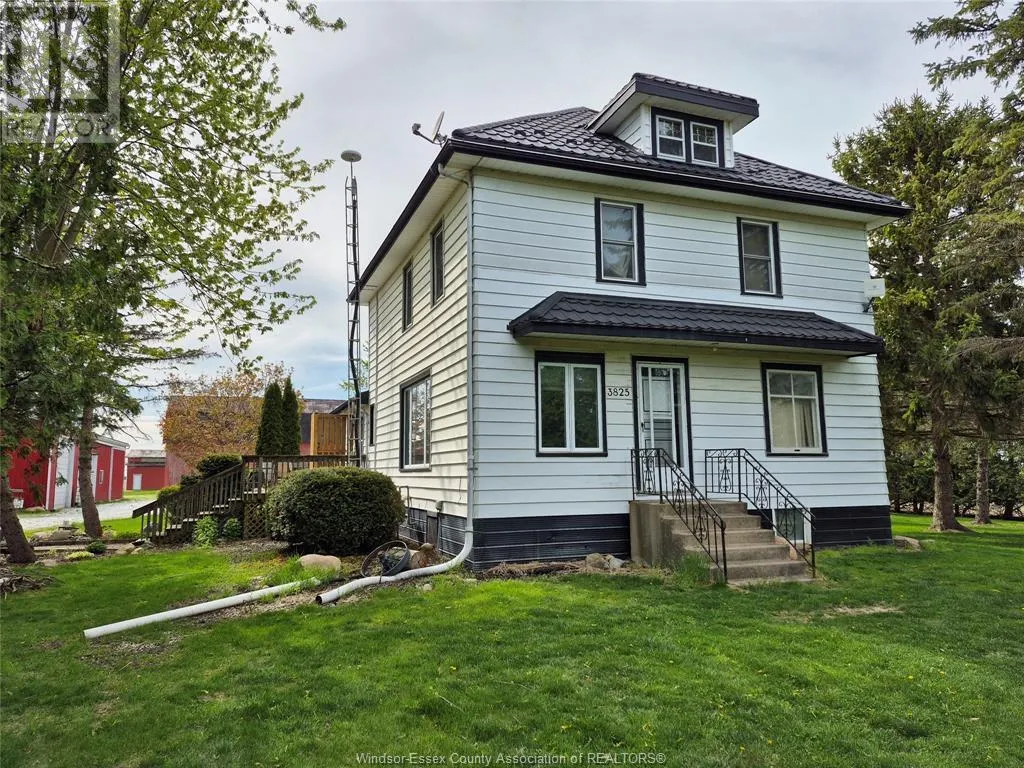 3825 Comber Sideroad
