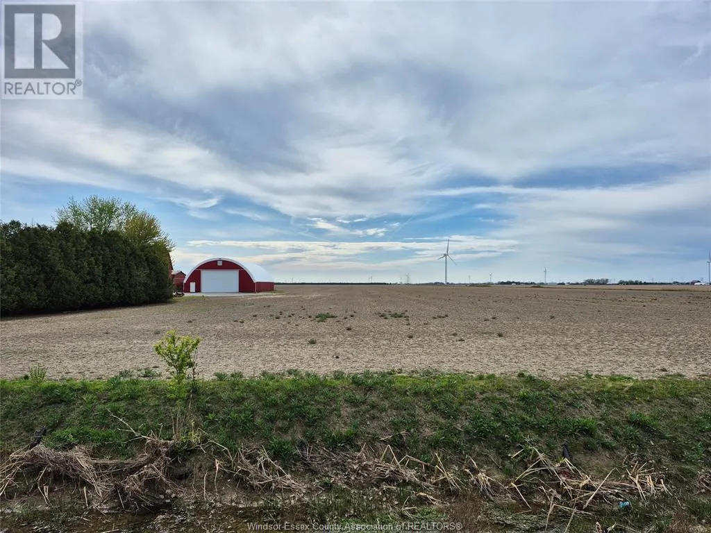 3825 Comber Sideroad