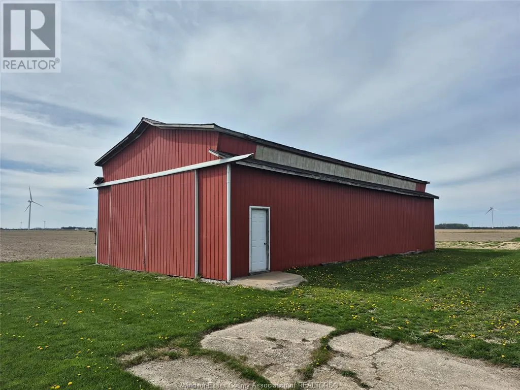 3825 Comber Sideroad