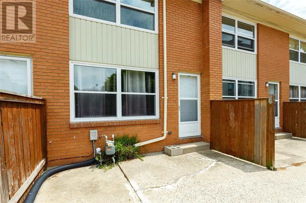 834 EXMOUTH STREET Unit# 19, #19