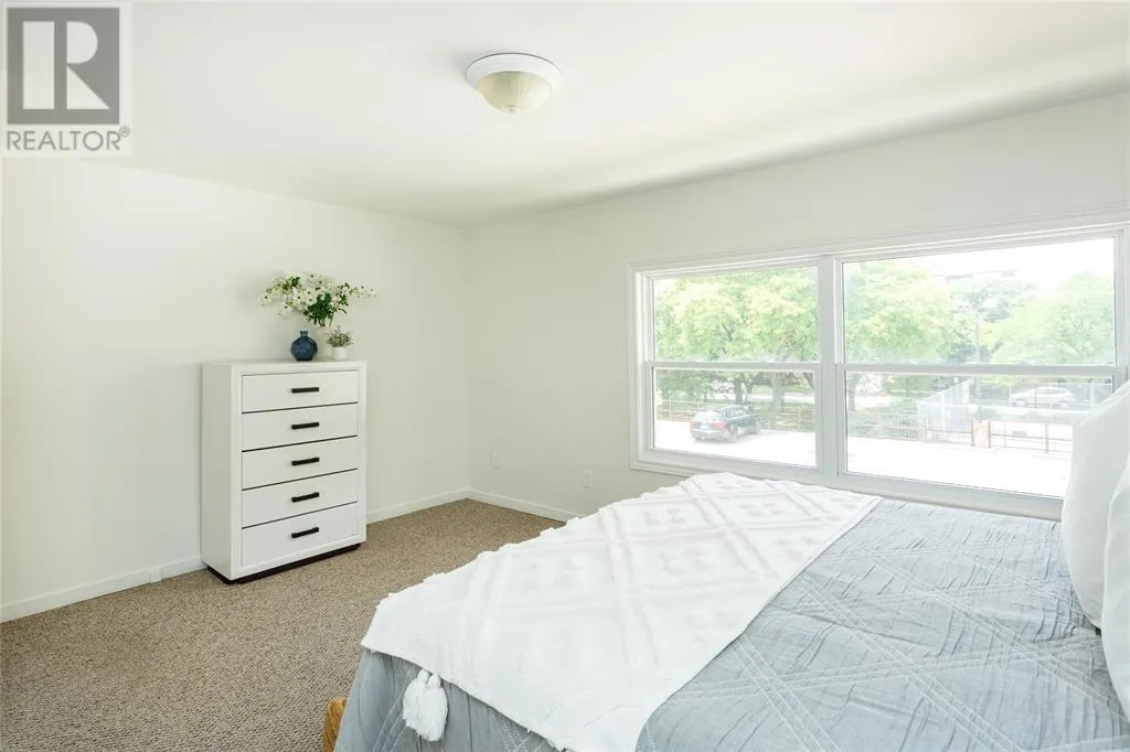 834 EXMOUTH STREET Unit# 19, #19