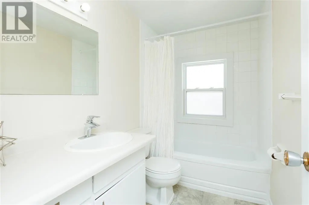 834 EXMOUTH STREET Unit# 19, #19