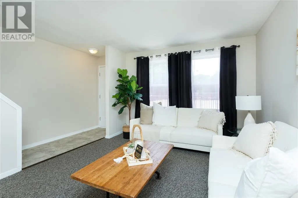 834 EXMOUTH STREET Unit# 19, #19