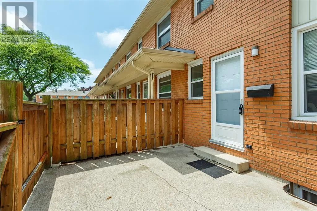834 EXMOUTH STREET Unit# 19, #19