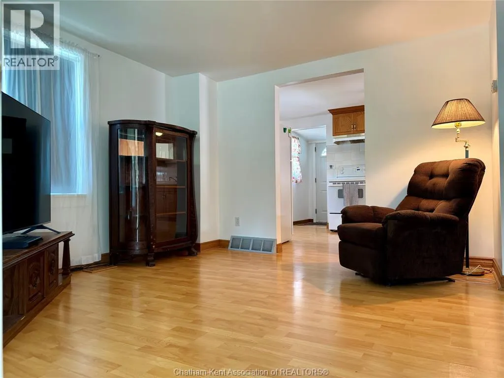 222 Sandys STREET