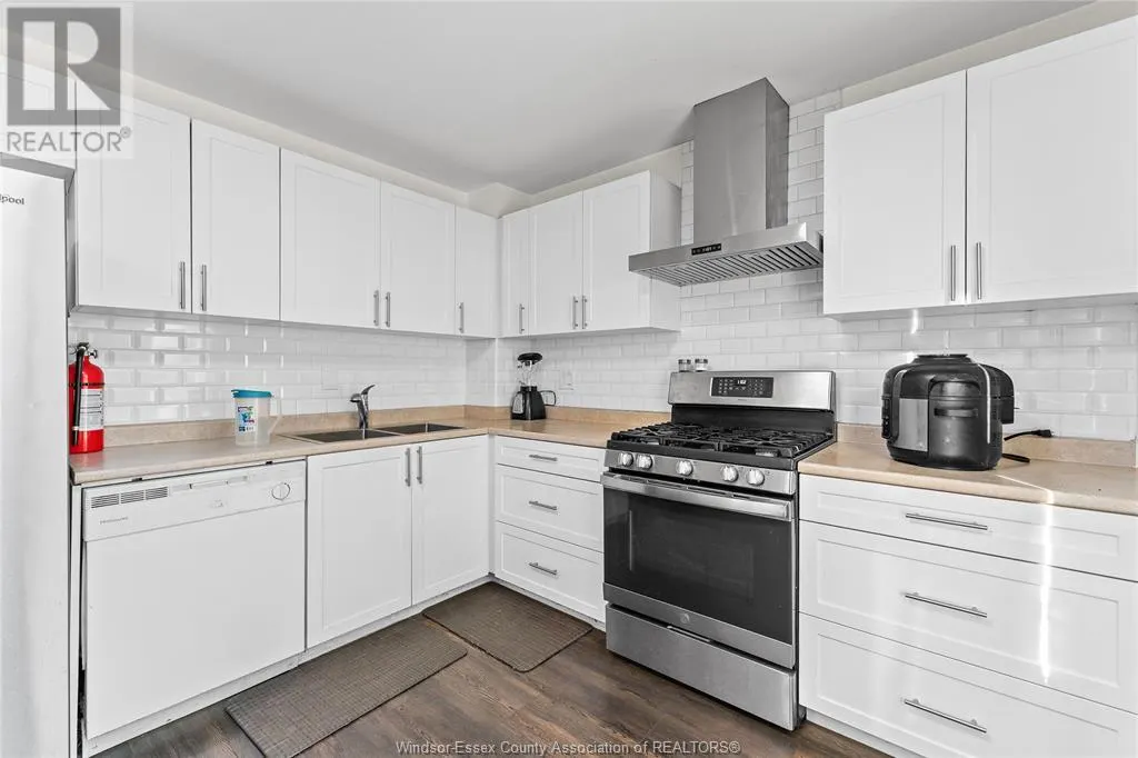 900 CENTRAL PARK DRIVE Unit# 115