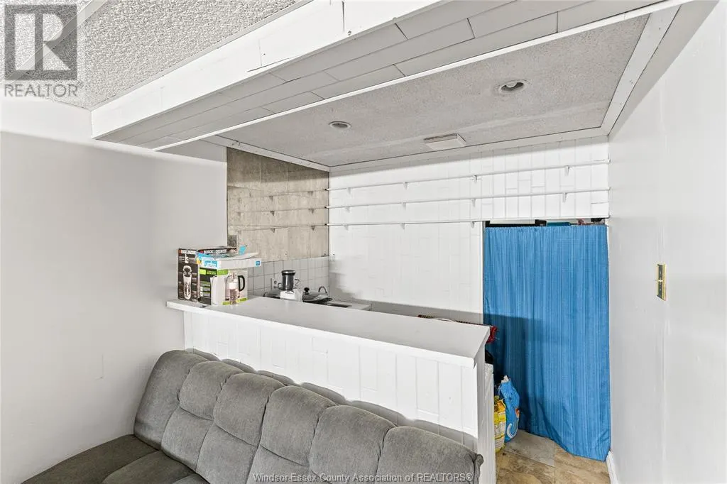 900 CENTRAL PARK DRIVE Unit# 115