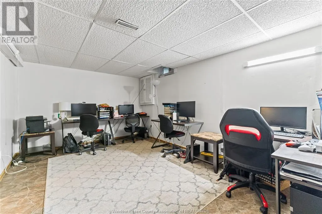 900 CENTRAL PARK DRIVE Unit# 115