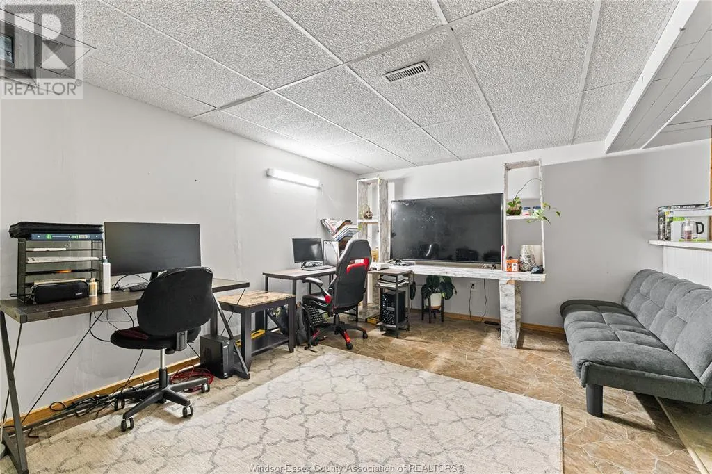 900 CENTRAL PARK DRIVE Unit# 115