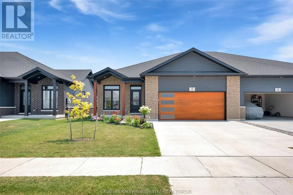 12 Duskridge ROAD