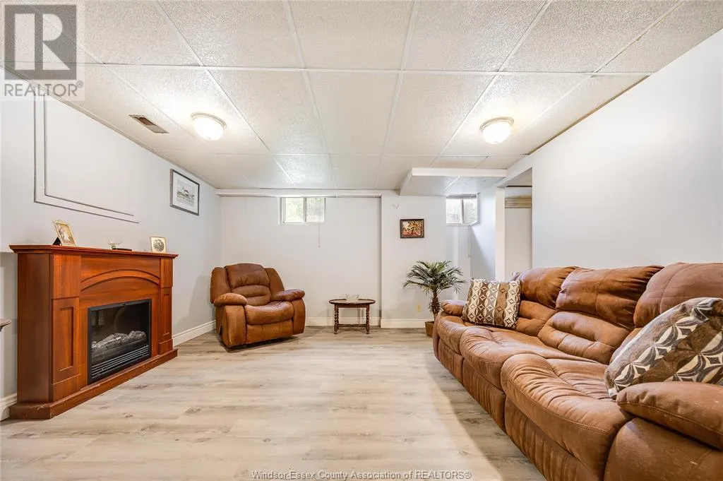 1401 FRONT ROAD South
