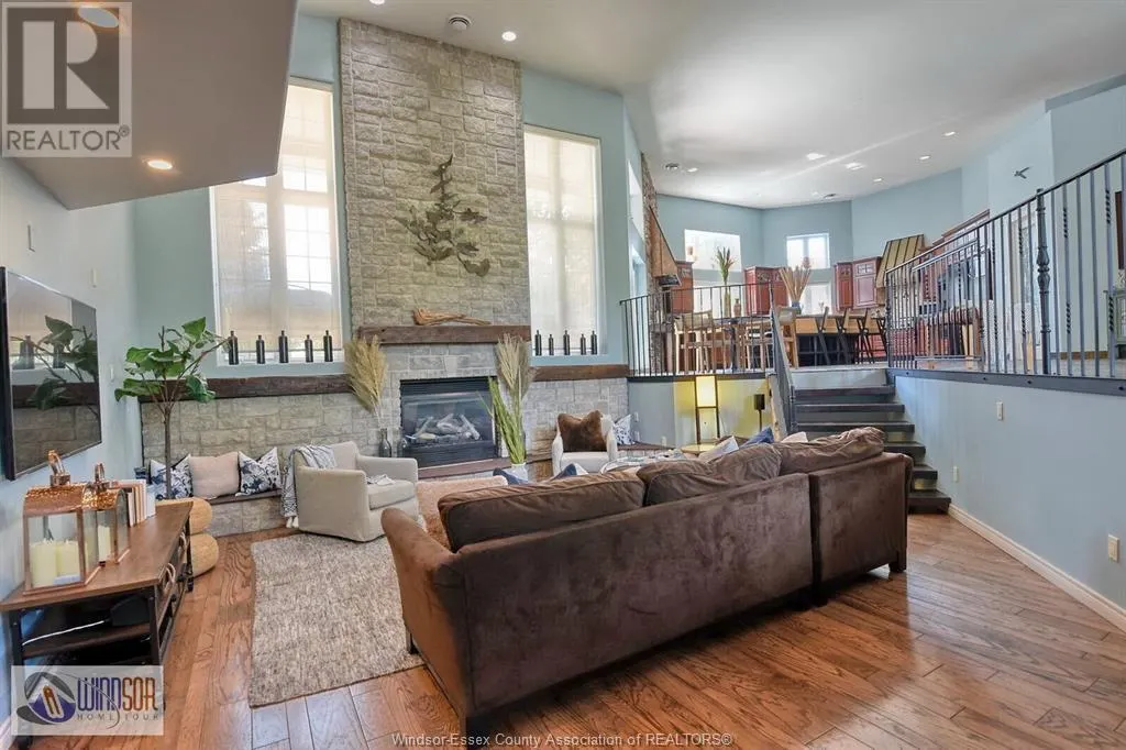 305 WEST PIKE CREEK
