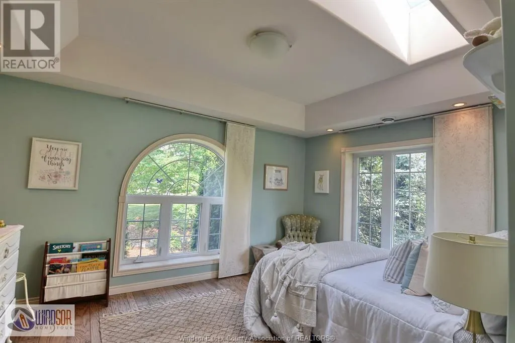 305 WEST PIKE CREEK