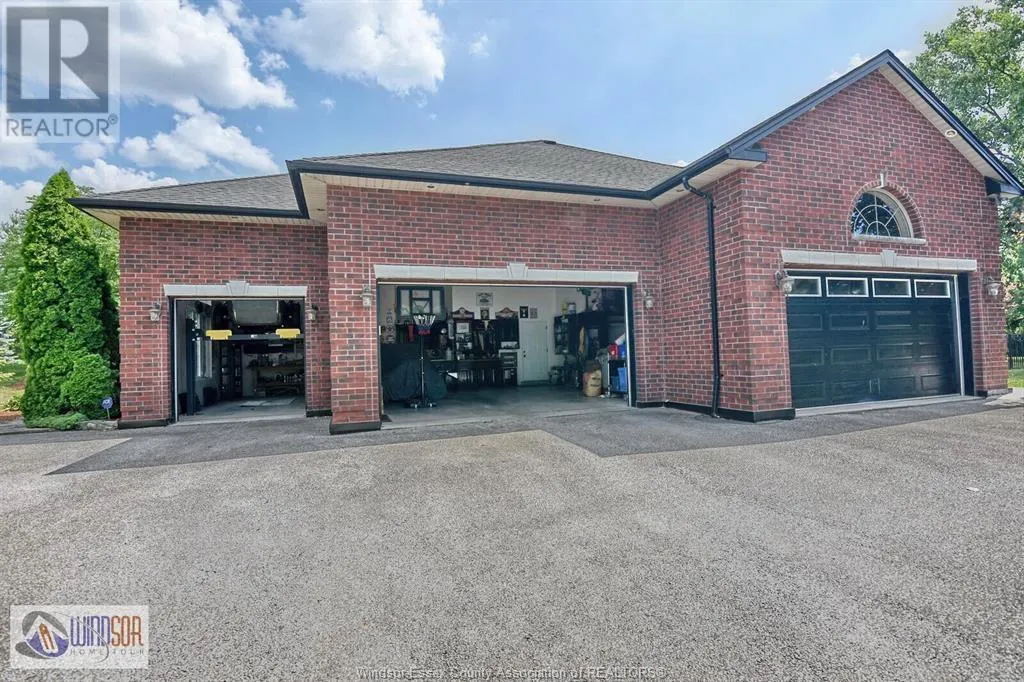 305 WEST PIKE CREEK