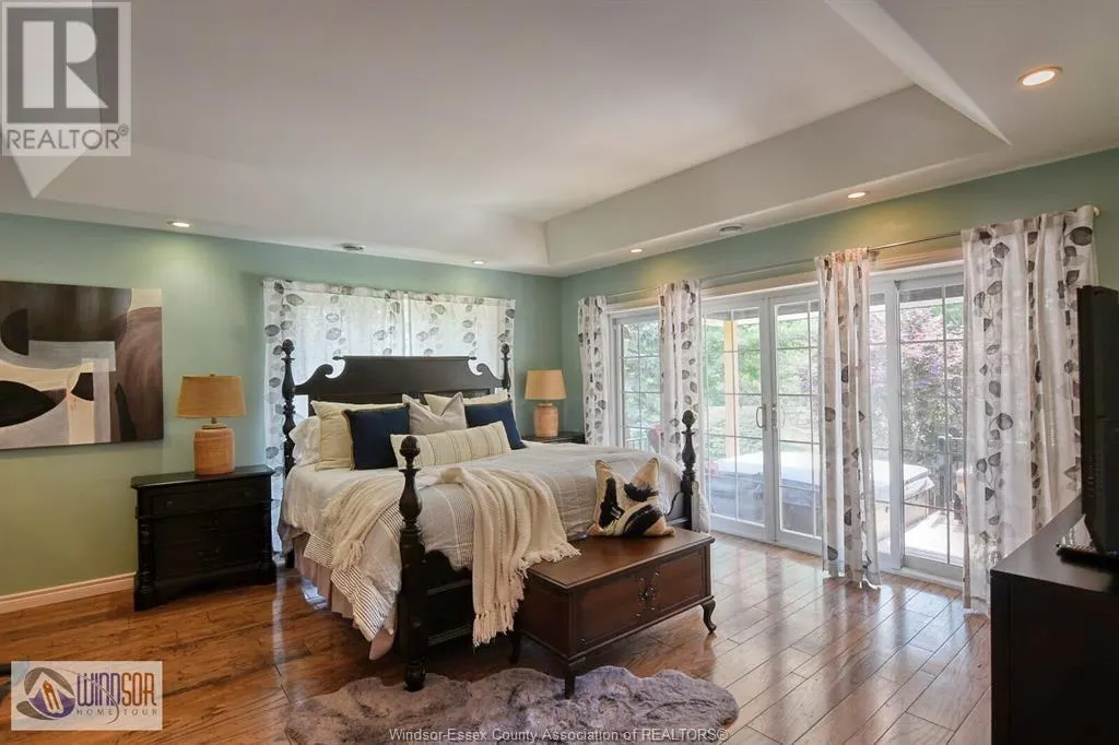 305 WEST PIKE CREEK
