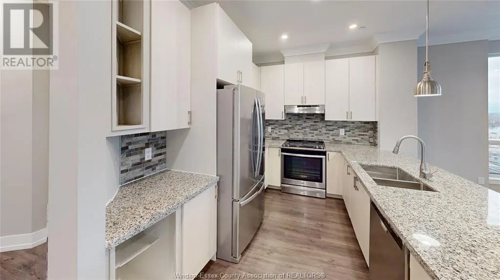 121 King STREET Unit# 509
