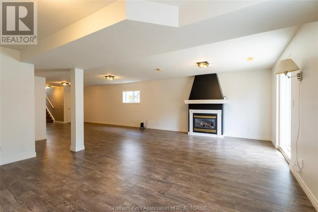 42 Dale DRIVE