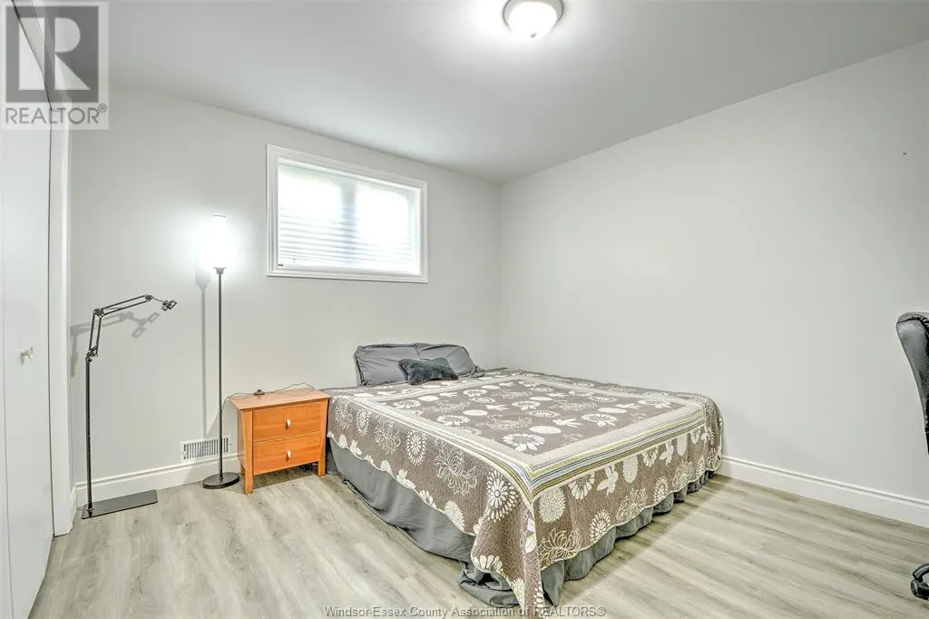 110 Sunset DRIVE
