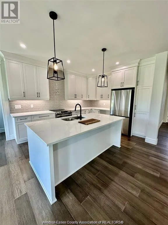 93 BELLEVIEW ROAD