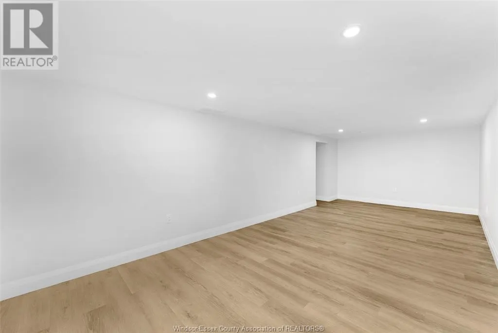 2440 TODD LANE