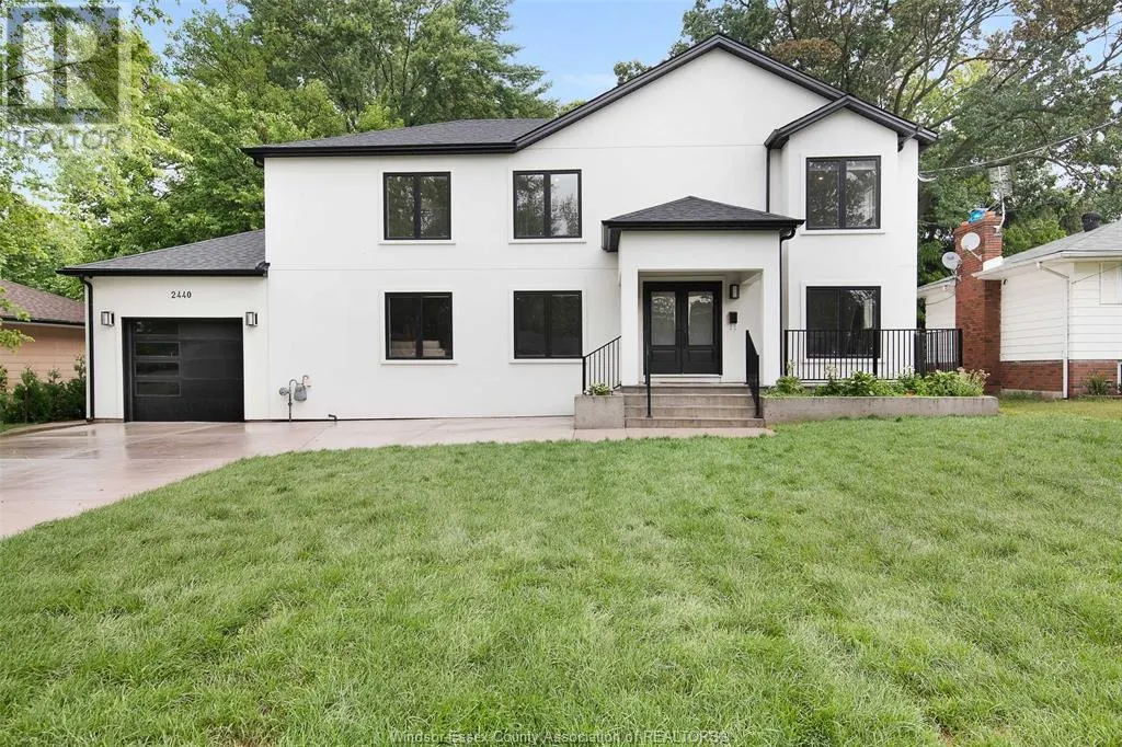 2440 TODD LANE