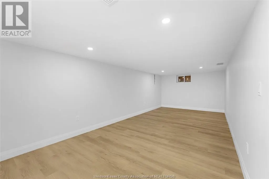 2440 TODD LANE