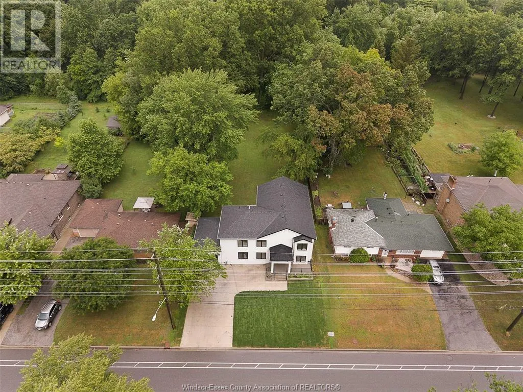 2440 TODD LANE