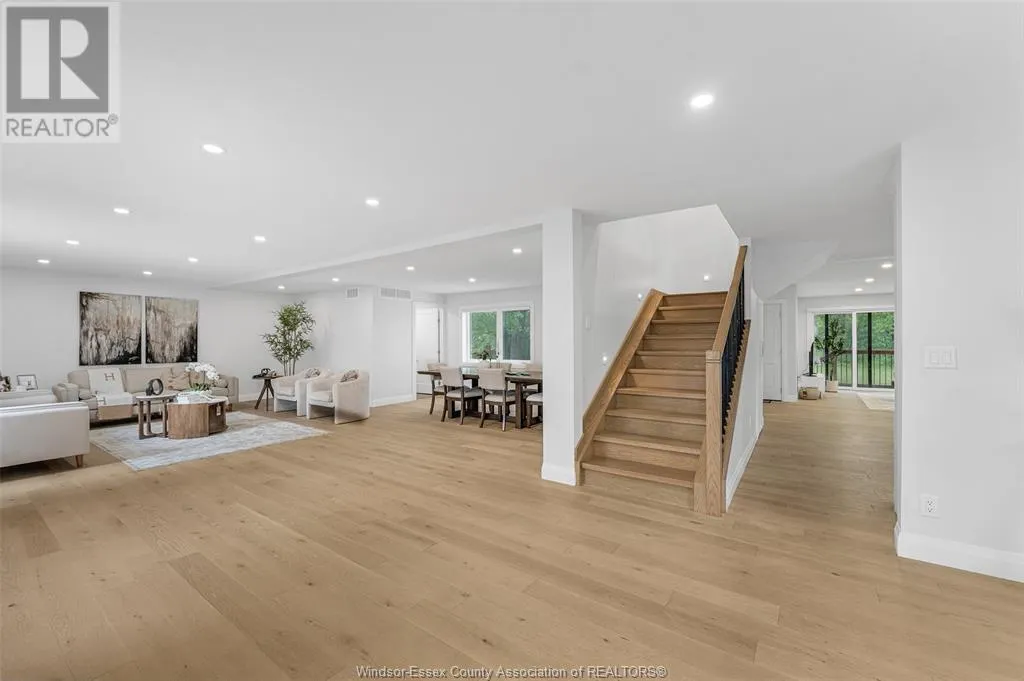 2440 TODD LANE