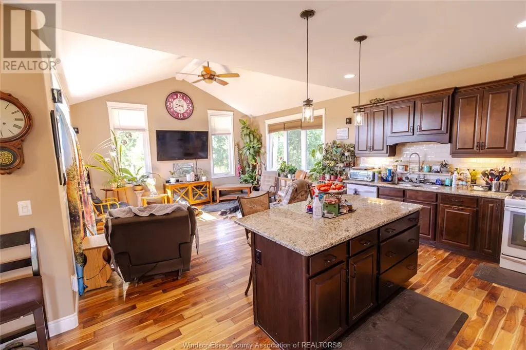 1377 COUNTY RD 20