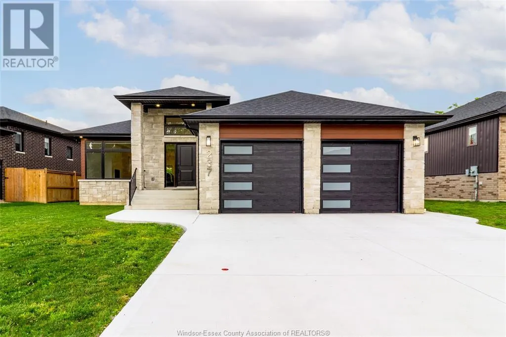 237 SANDYBROOK WAY