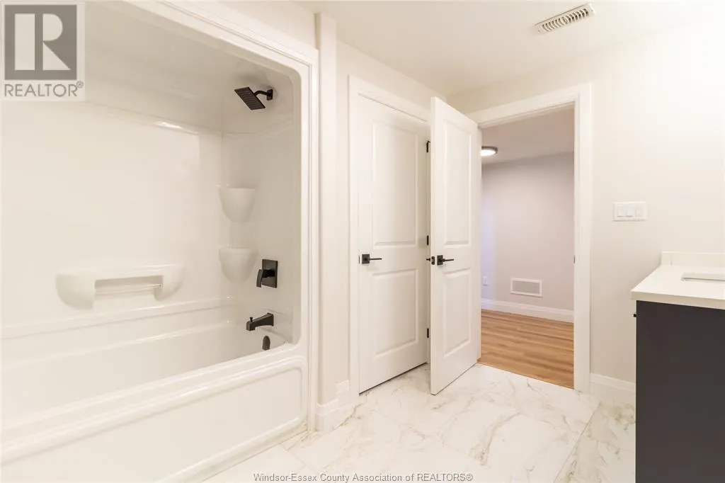 237 SANDYBROOK WAY