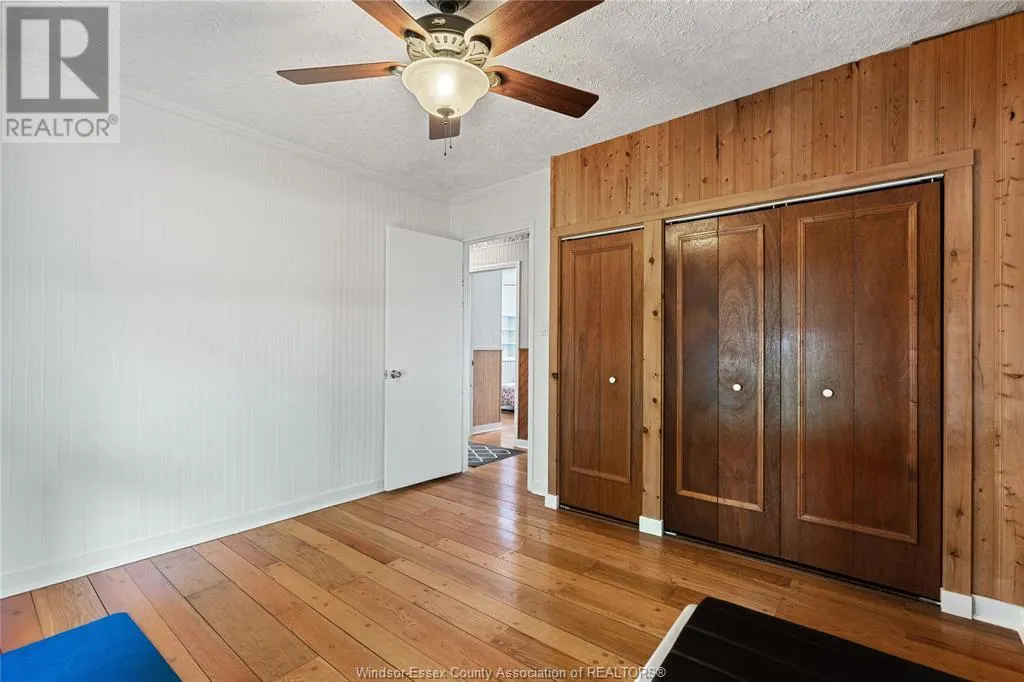 979 MAPLE GROVE DRIVE