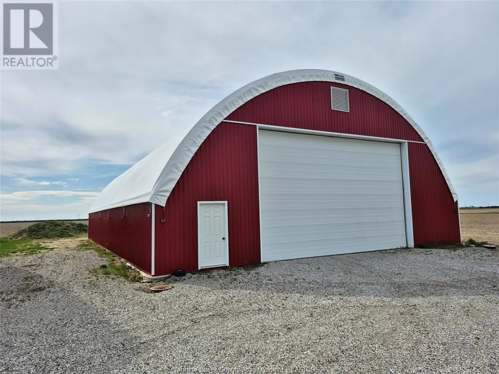 3825 Comber Sideroad