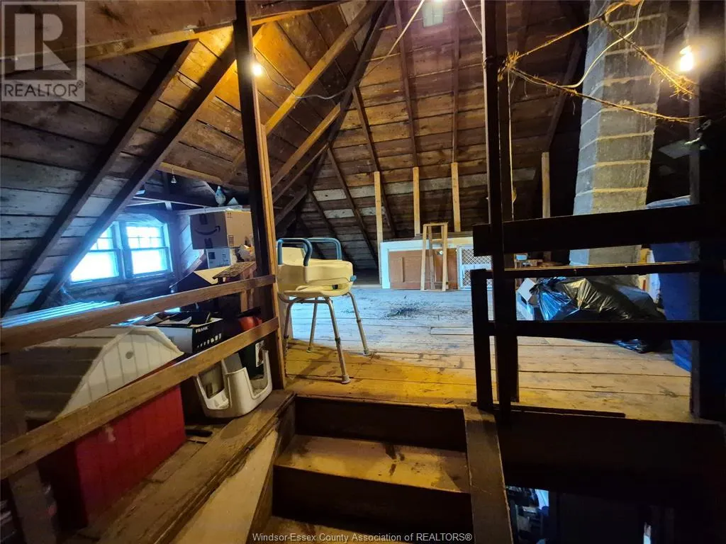 3825 Comber Sideroad