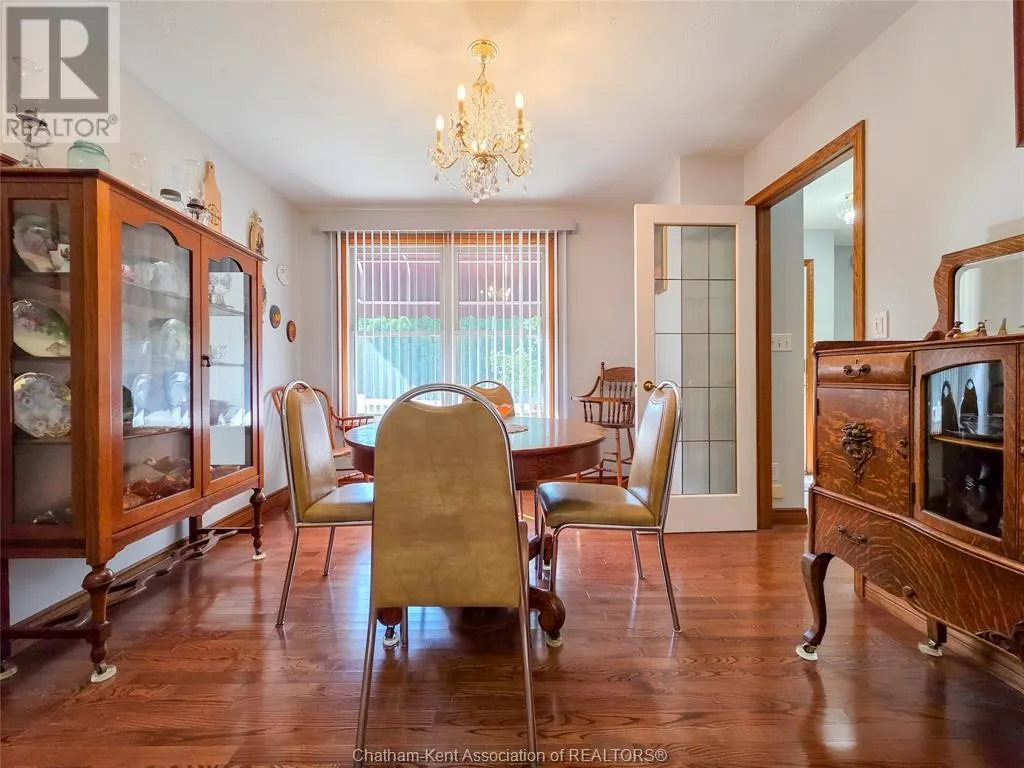 93 GREGORY DRIVE East