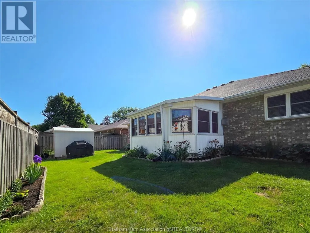 93 GREGORY DRIVE East