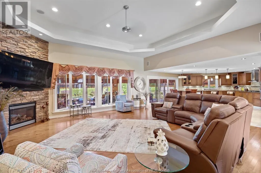 9800 9TH CONCESSION ROAD
