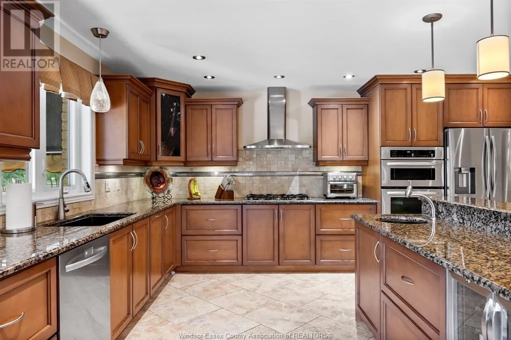9800 9TH CONCESSION ROAD