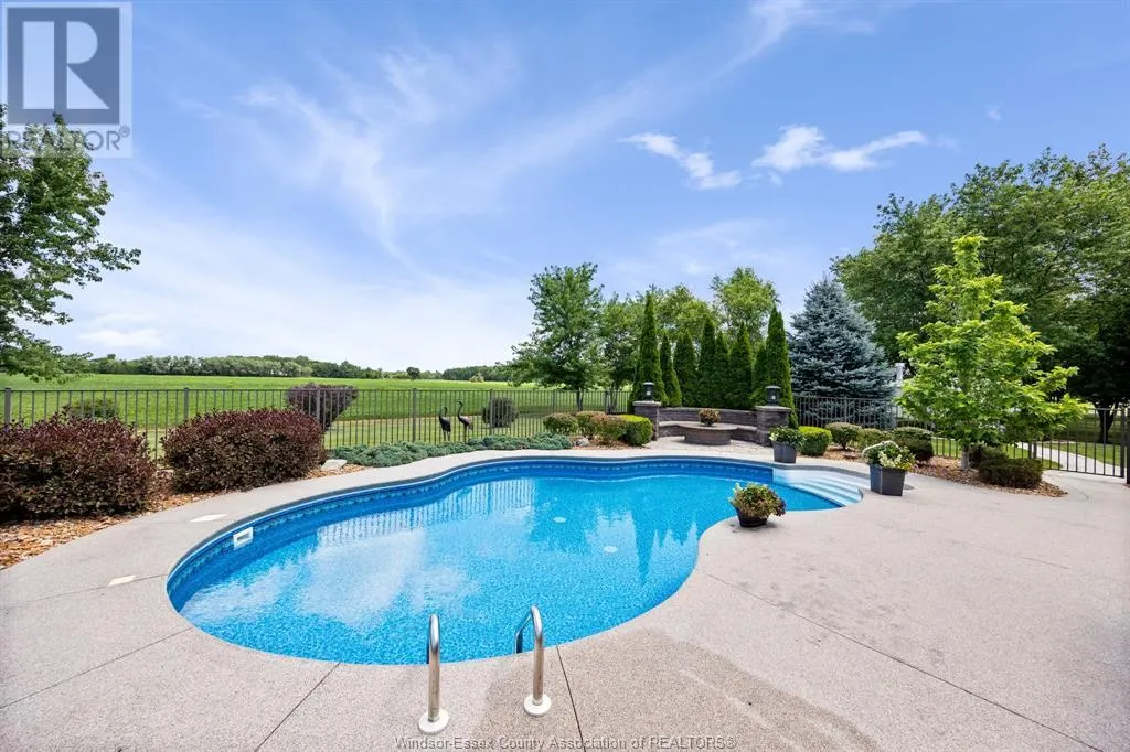 9800 9TH CONCESSION ROAD