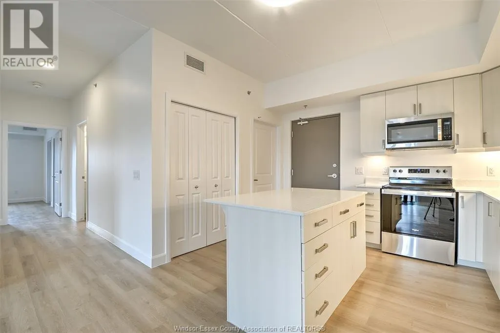 207 BROCK Unit# 205
