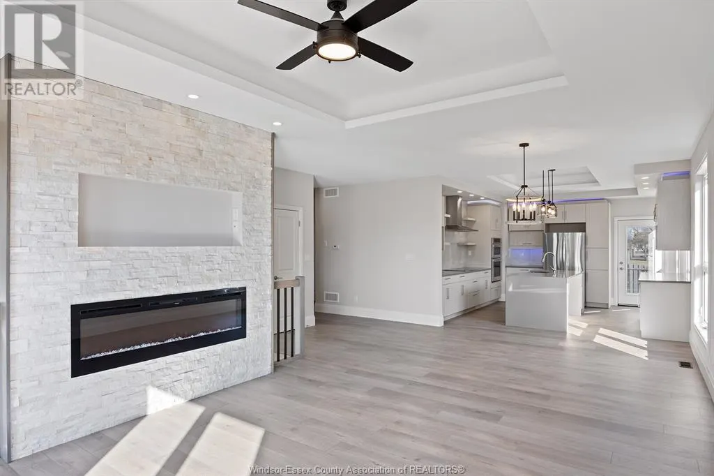 4 WOODLAND STREET