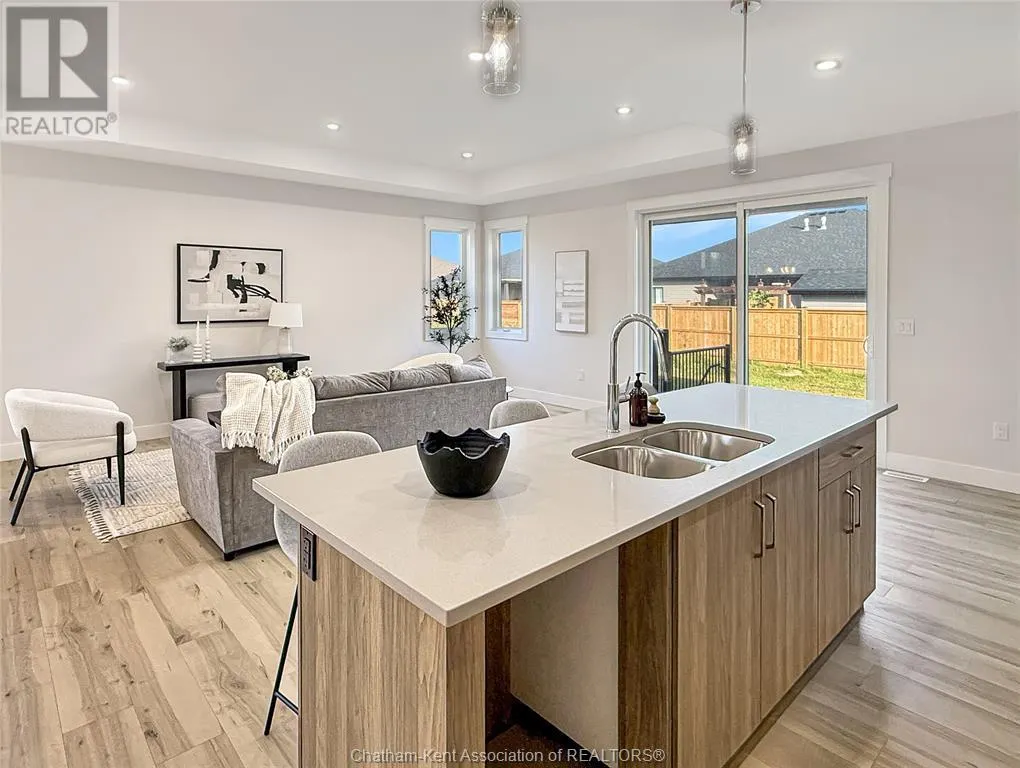 25 Duskridge ROAD