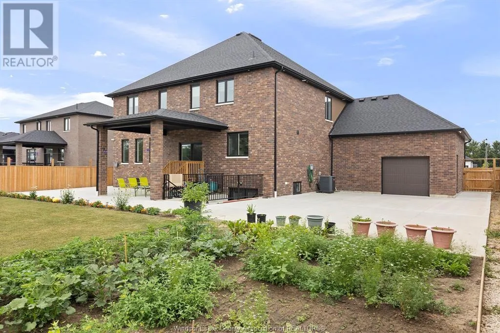 1436 MULLINS DRIVE