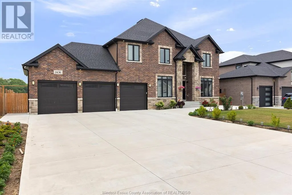 1436 MULLINS DRIVE