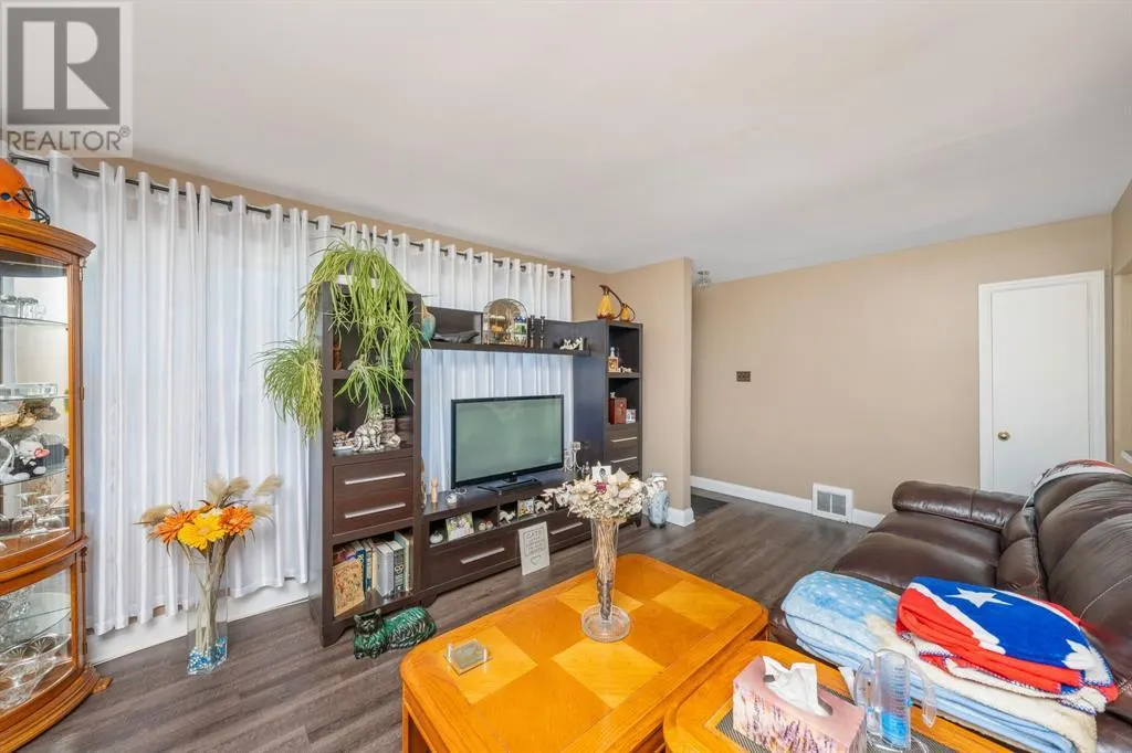 751 KEMSLEY DRIVE