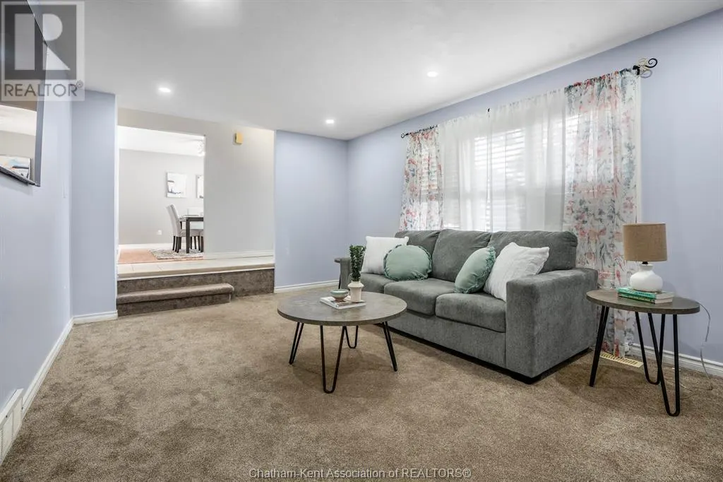 112 Parry DRIVE