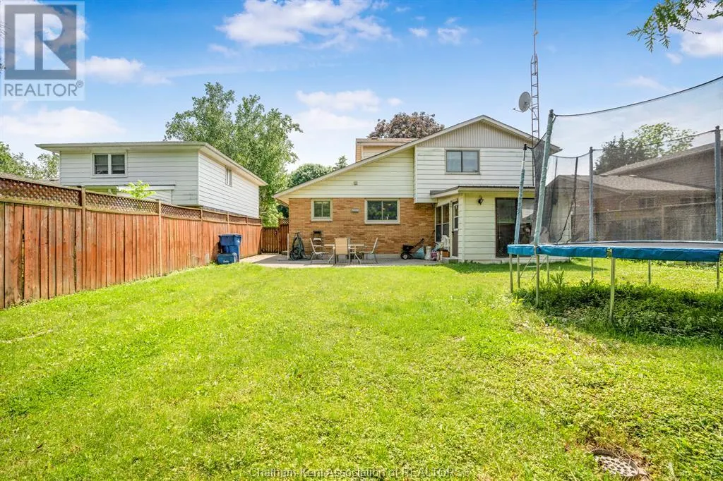 112 Parry DRIVE