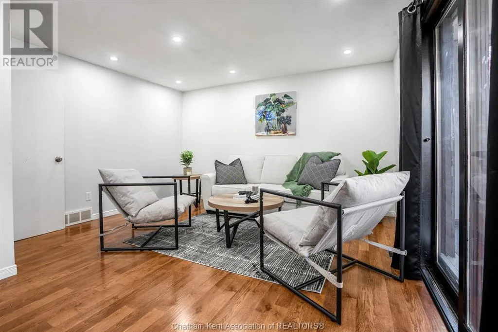 112 Parry DRIVE