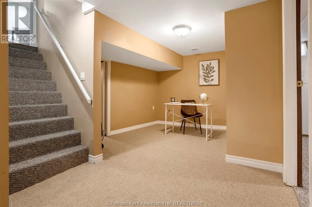 112 Parry DRIVE